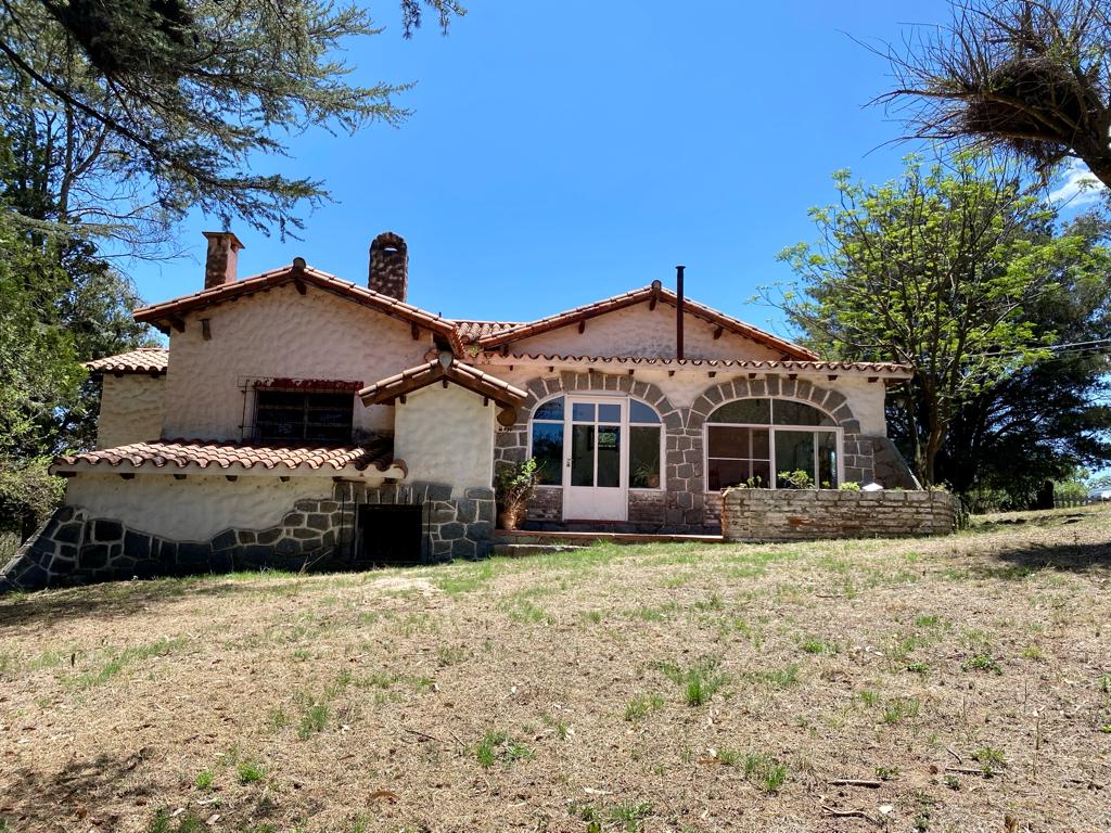 Impresionante Casa Quinta de Película, con vertiente natural