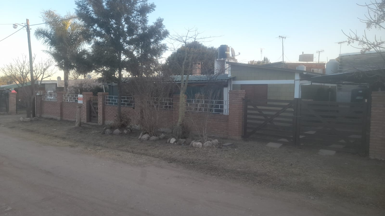 Casa en venta en Anisacate, Barrio Los Algarrobos