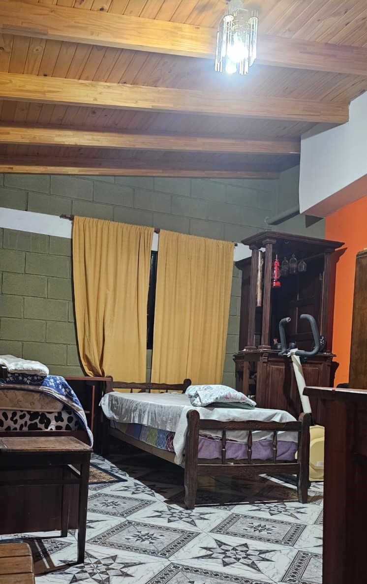 Casa en venta en Anisacate, Barrio Los Algarrobos