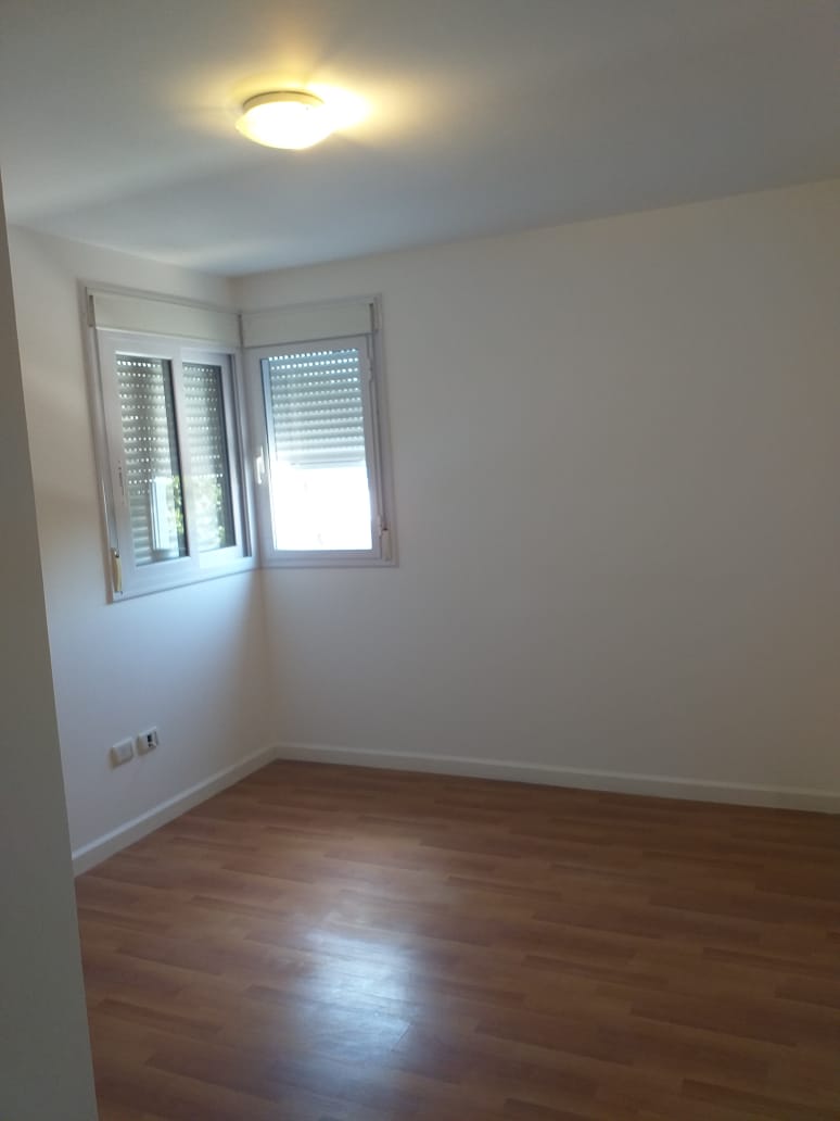 Departamento en alquiler de 1 dormitorio y medio s- Pueyrredon 530