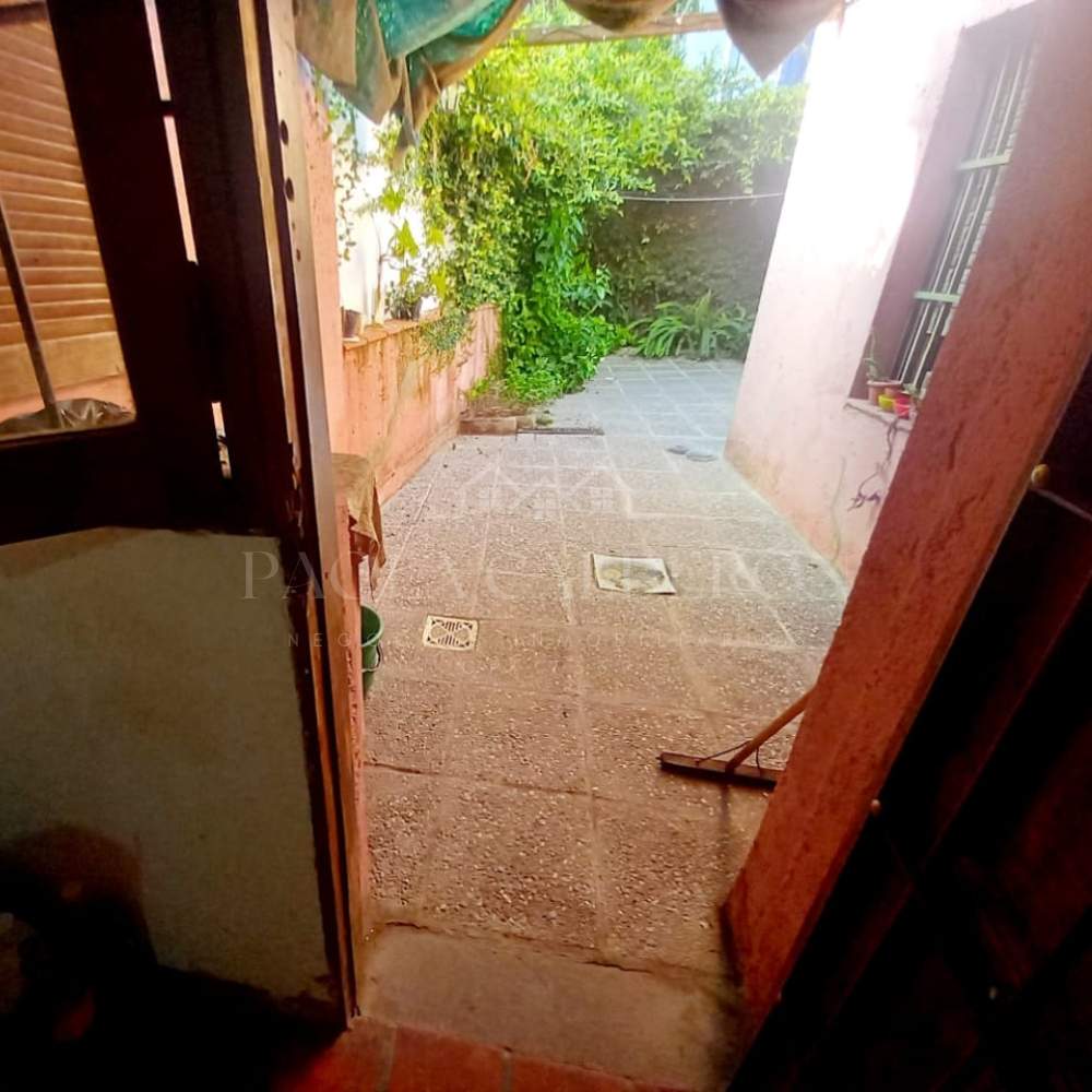 Hermosa casa estilo colonial en venta en barrio Iponá- Apta Crédito