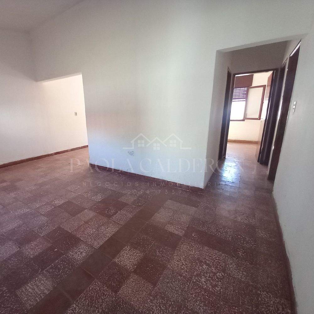 Venta Casa de Tres Dormitorios en Zona Sur