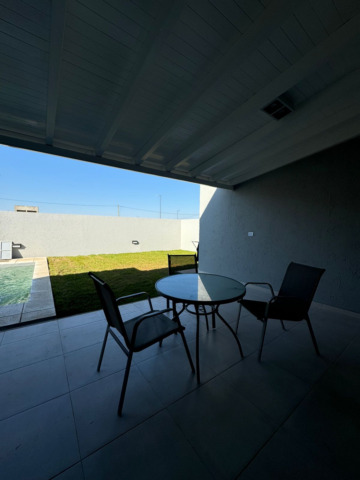 VENTA  CASA 2 DORM PILETA  RINCONES DE MANANTIALES