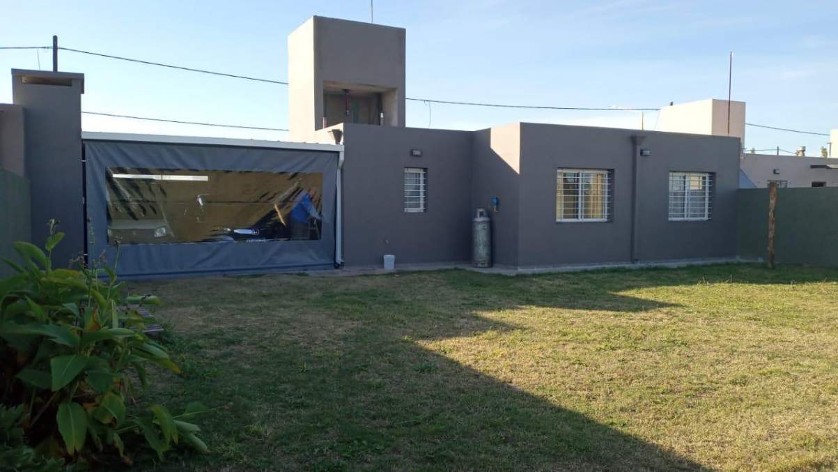 COLONIA TIROLESA TRES DORM UNA PLANTA MODERNA