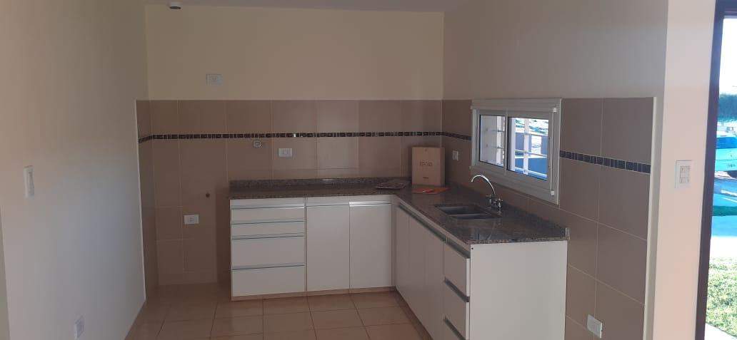 COLONIA TIROLESA TRES DORM UNA PLANTA MODERNA