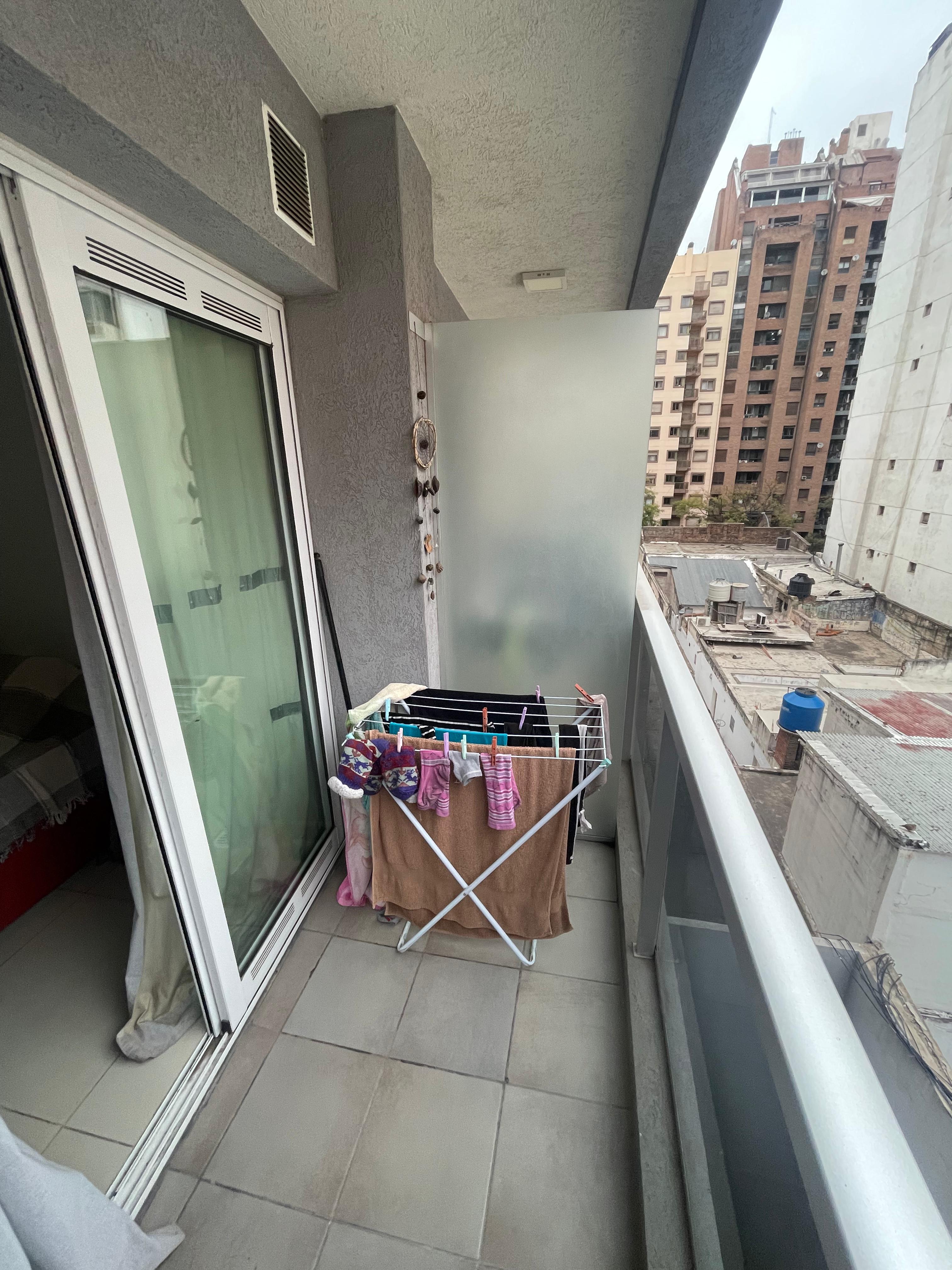 VENDO NAZARENO  XI CITE - 1 DORMITORIO CON BALCON-