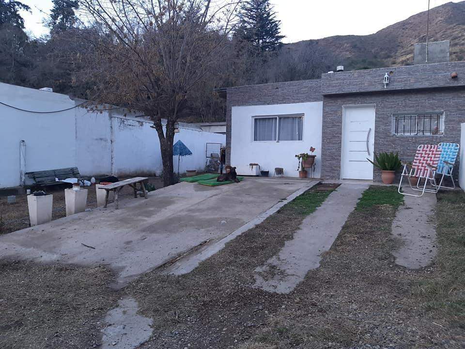 CASA EN VENTA EN BIALET MASSÉ.