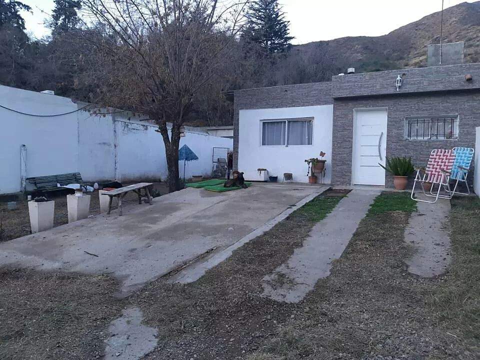 CASA EN VENTA EN BIALET MASSÉ.