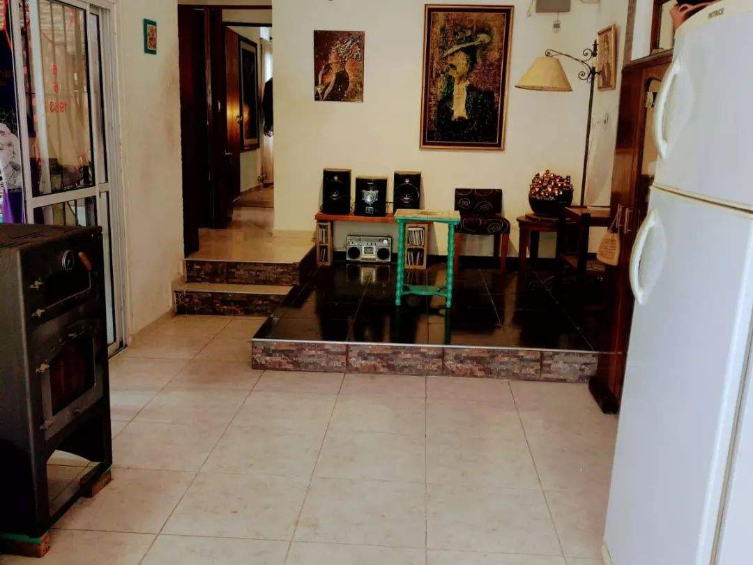 CASA EN VENTA EN BIALET MASSÉ.