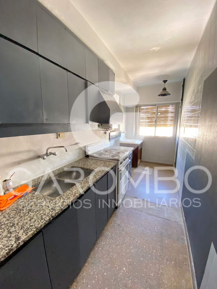 En venta dpto. 2 dormitorios microncentro.