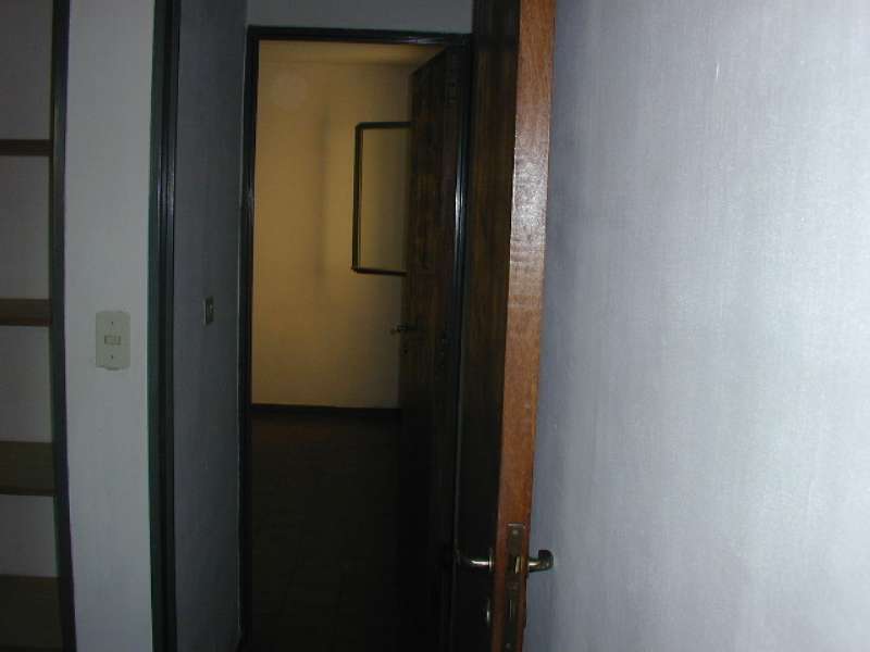 DEPARTAMENTO UBICADO EN CALLE AGUSTIN GARZON NRO. 1668 B° SAN VICENTE