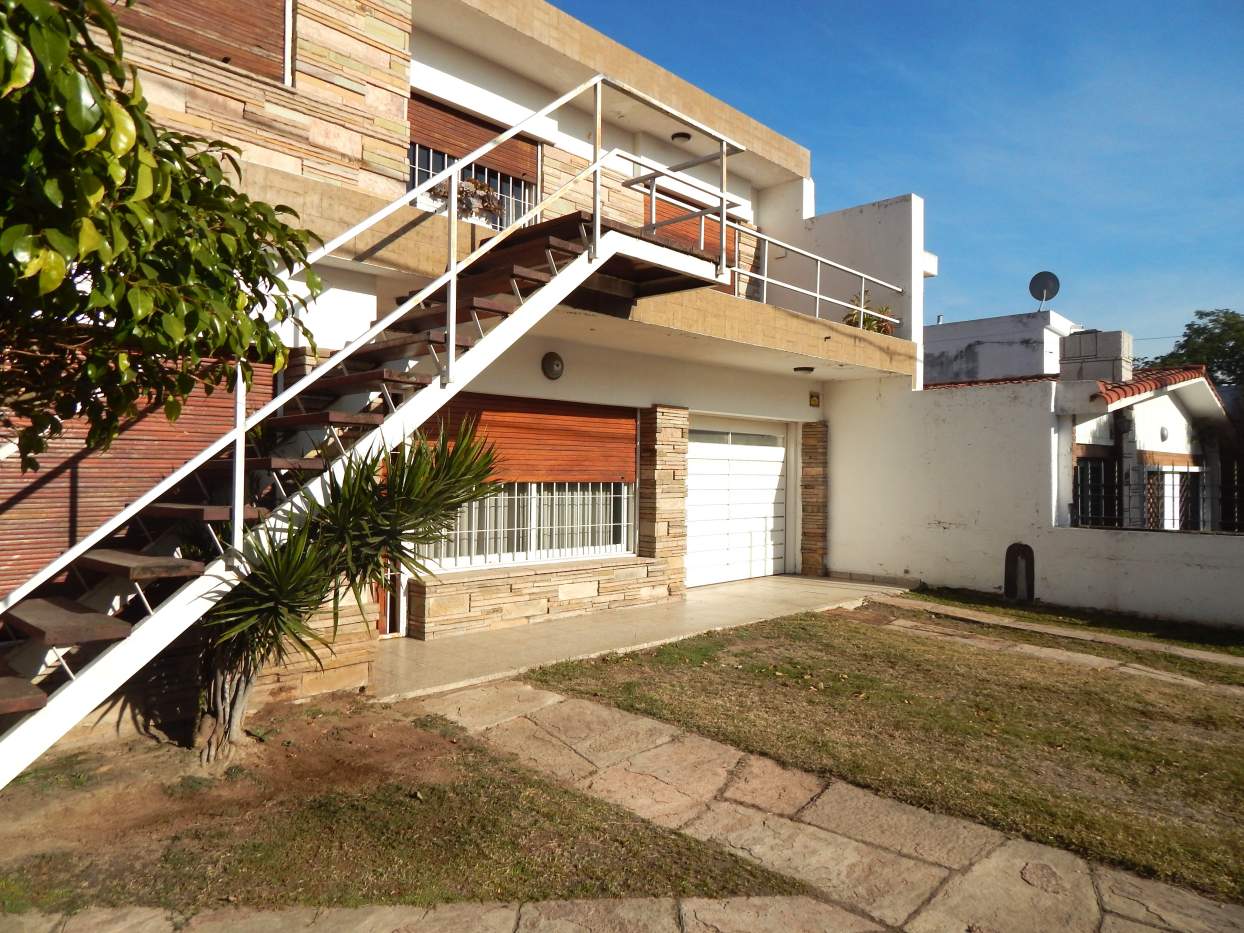 B° Parque San Vicente Casa Mas Departamento Independiente Venta
