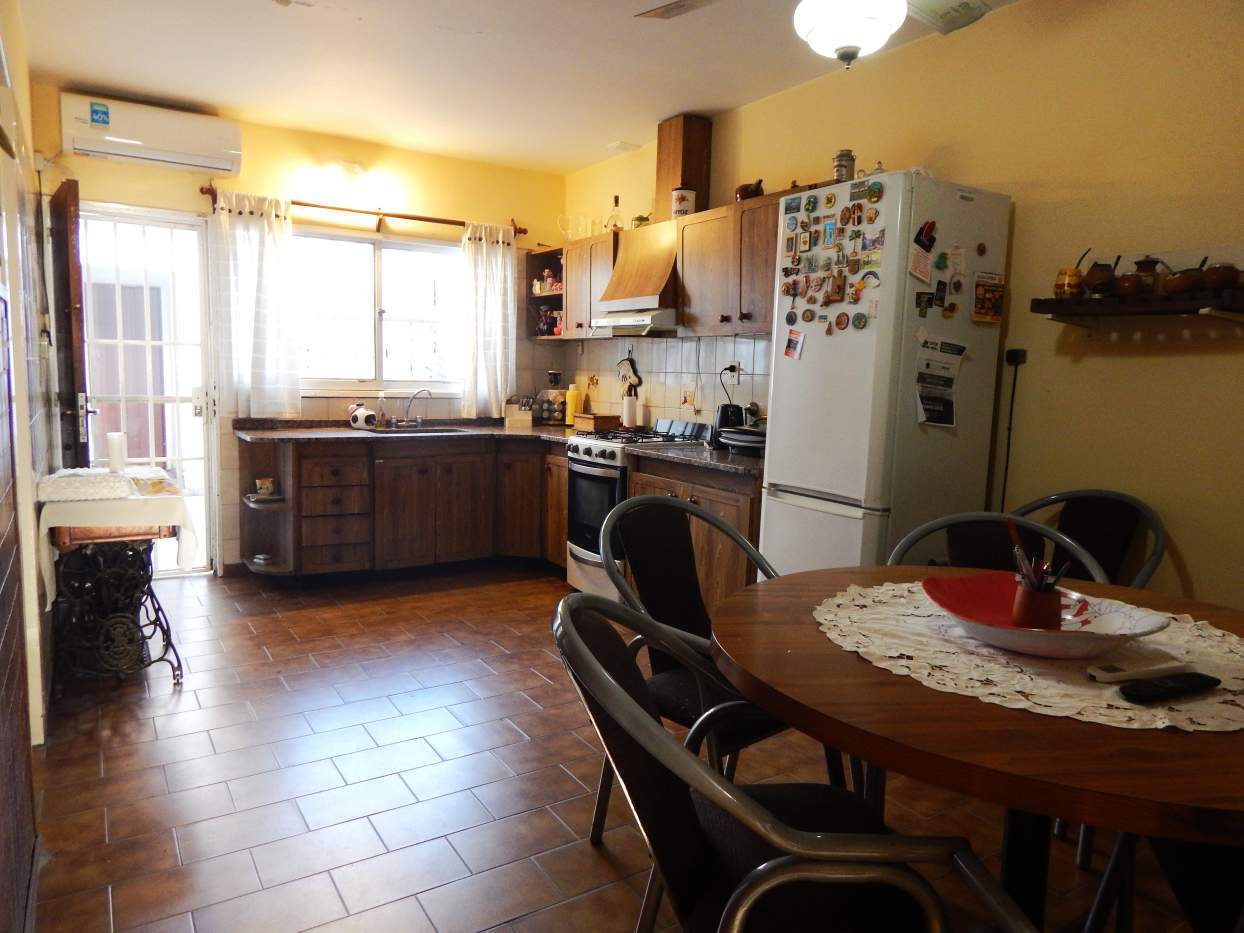 B° Parque San Vicente Casa Mas Departamento Independiente Venta