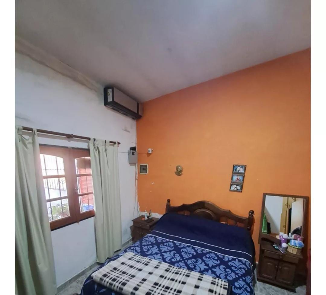 Venta casa 2 dorm- pileta- Apto Bancor- Santa Isabel 2 seccion