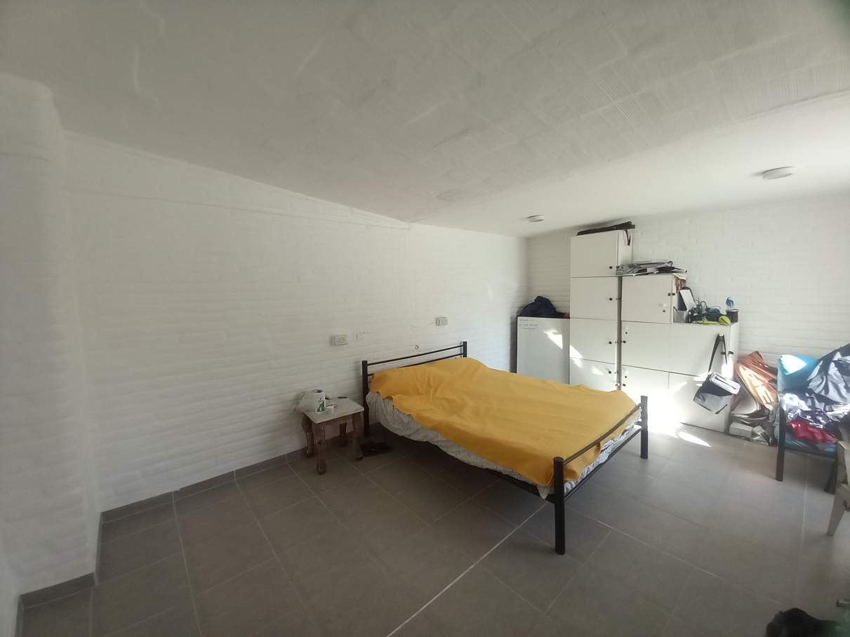 Venta  Depto 2 dorm sobre calle Simón Bolivar 400