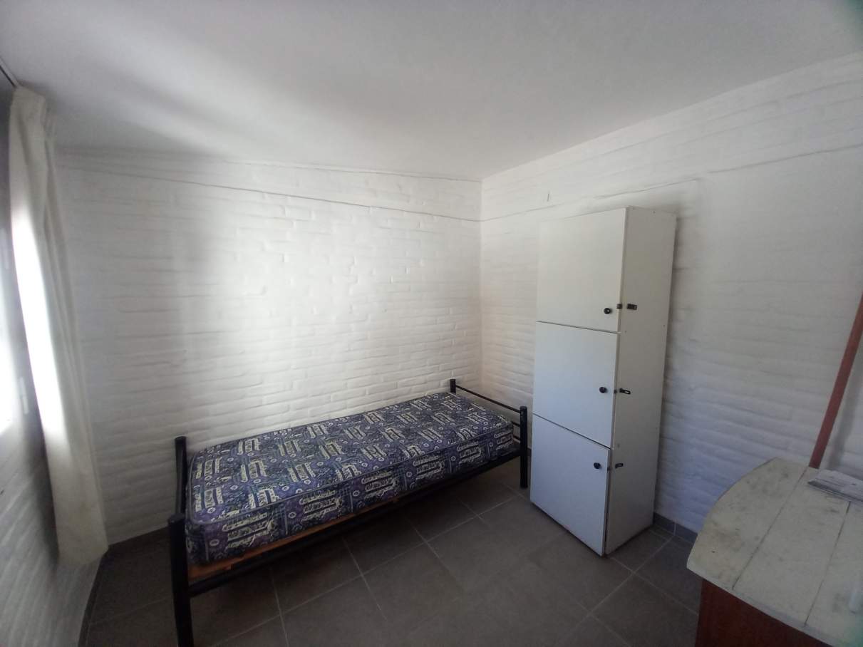 Venta  Depto 2 dorm sobre calle Simón Bolivar 400