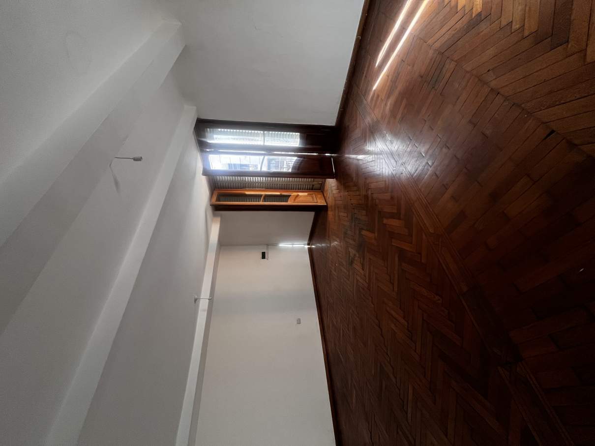 Imponente Edificio en Velez Sarsfield y Duarte Quirós