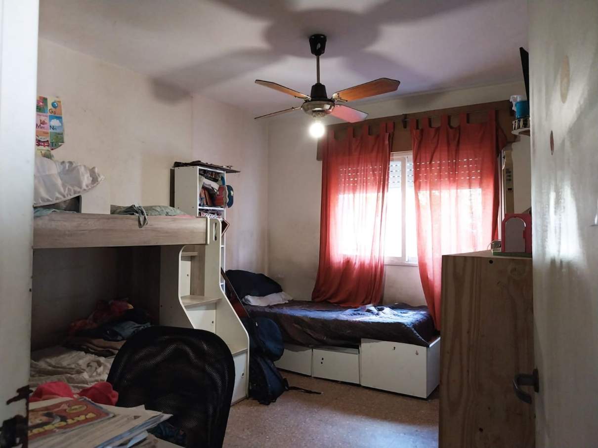 Venta Casa 2 dorm barrio Dean Funes