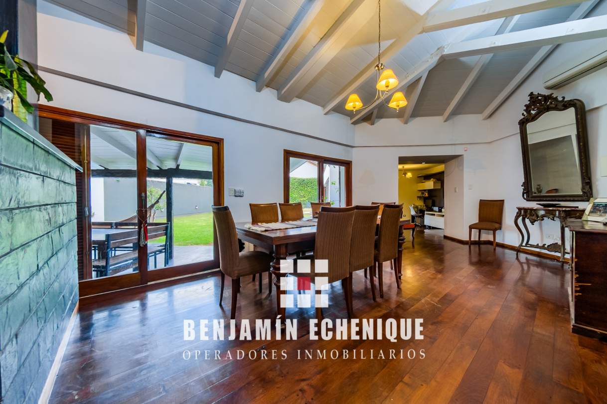 Jardín Espinosa. Espectacular inmueble. 4 dormitorios