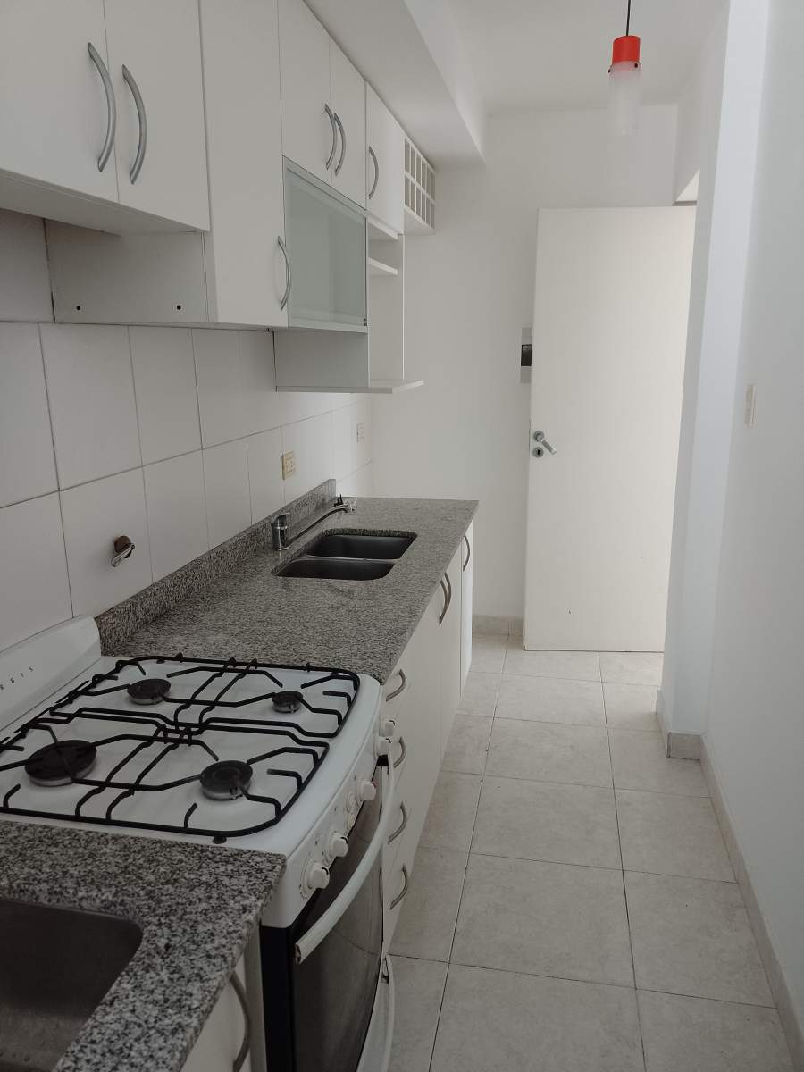 La Calera Jardines de la Estanzuela 2 dorm con cochera