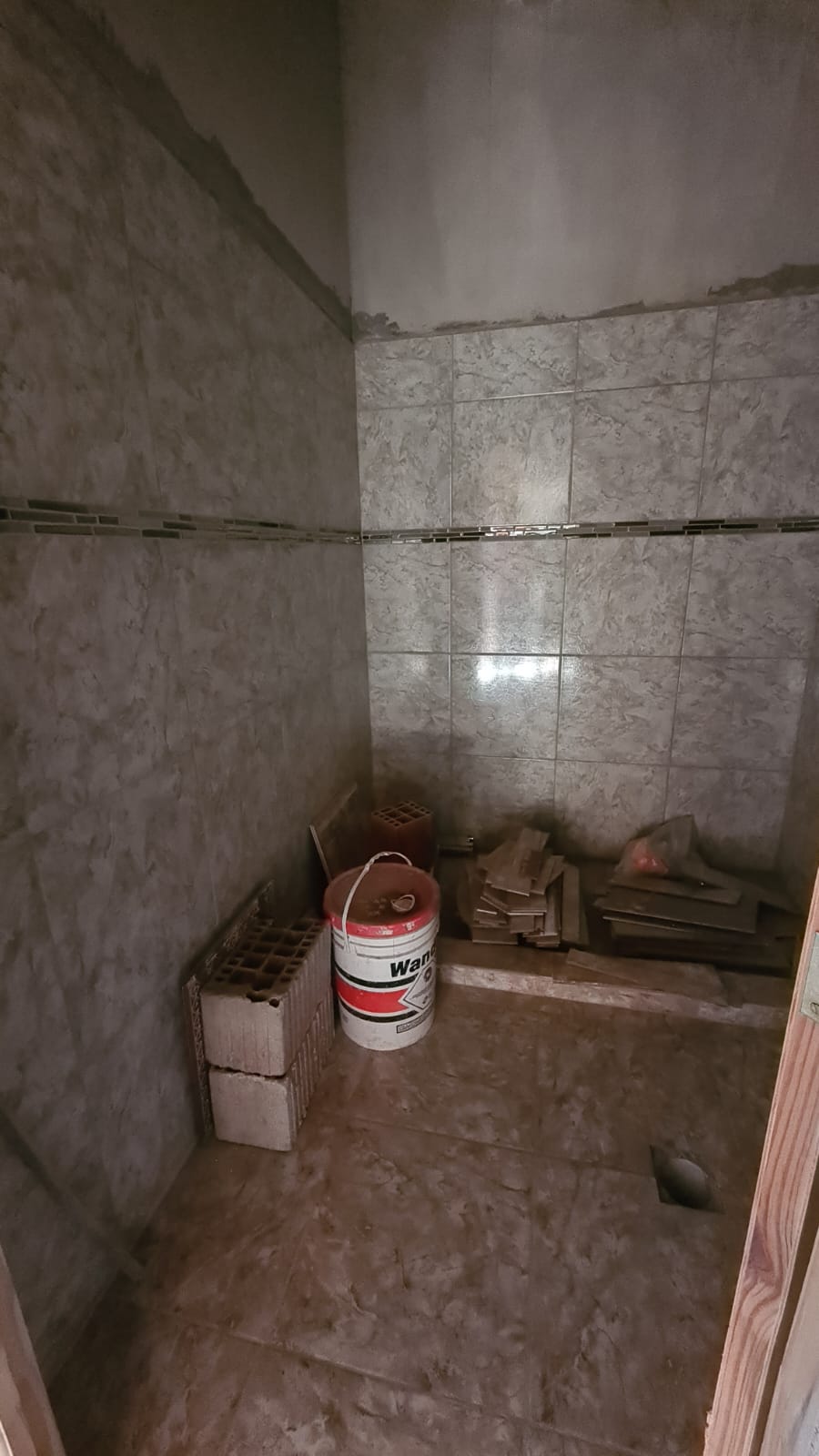 SE VENDE DUPLEX A TERMINAR EN COSQUIN