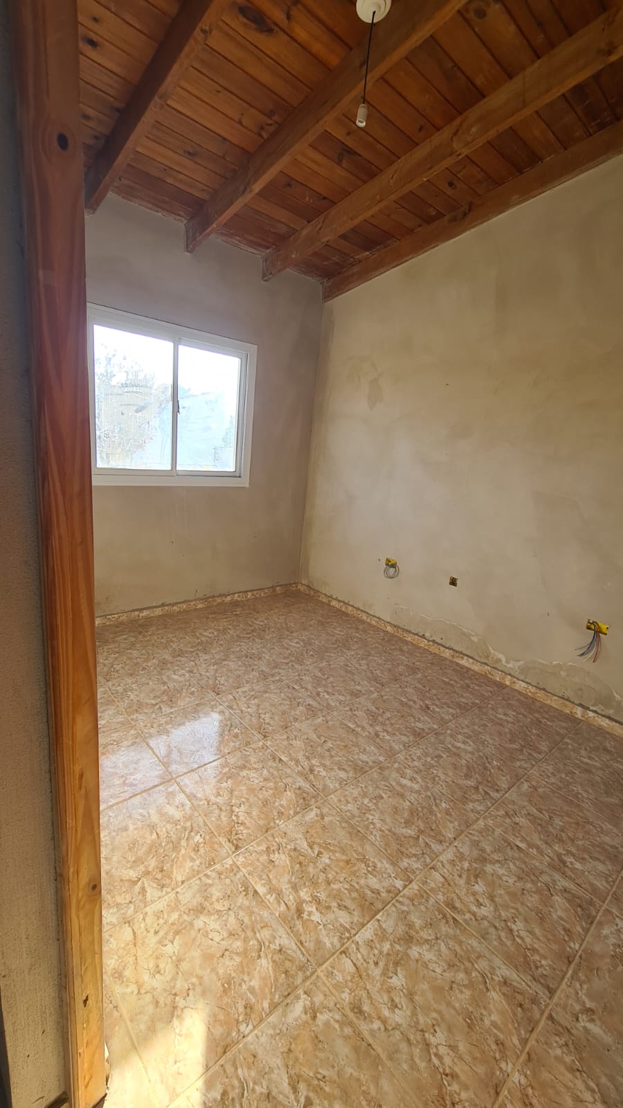 SE VENDE DUPLEX A TERMINAR EN COSQUIN