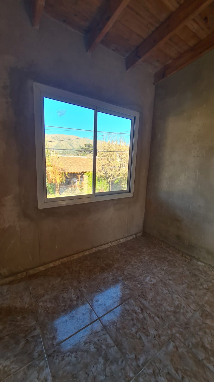SE VENDE DUPLEX A TERMINAR EN COSQUIN