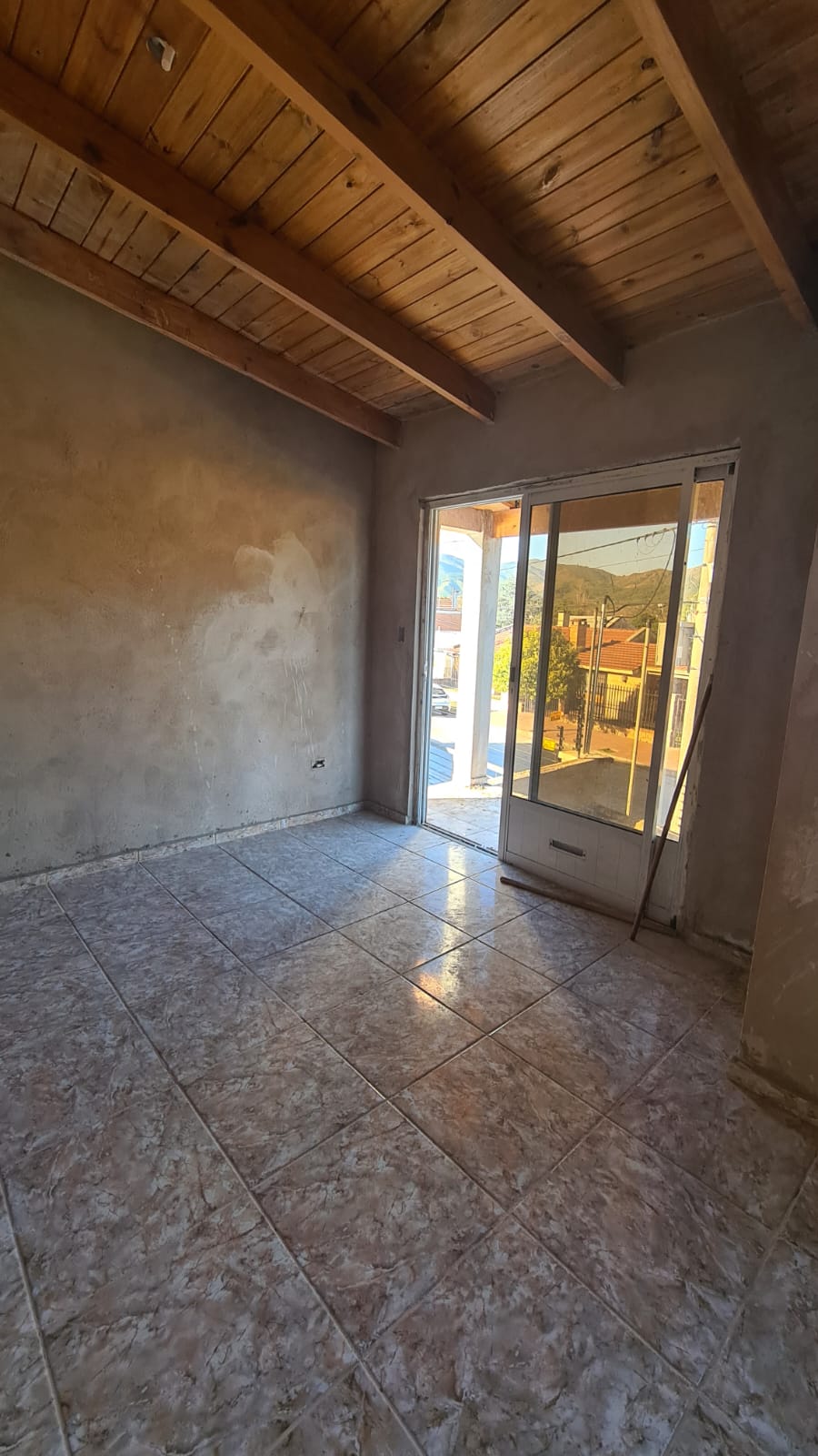 SE VENDE DUPLEX A TERMINAR EN COSQUIN