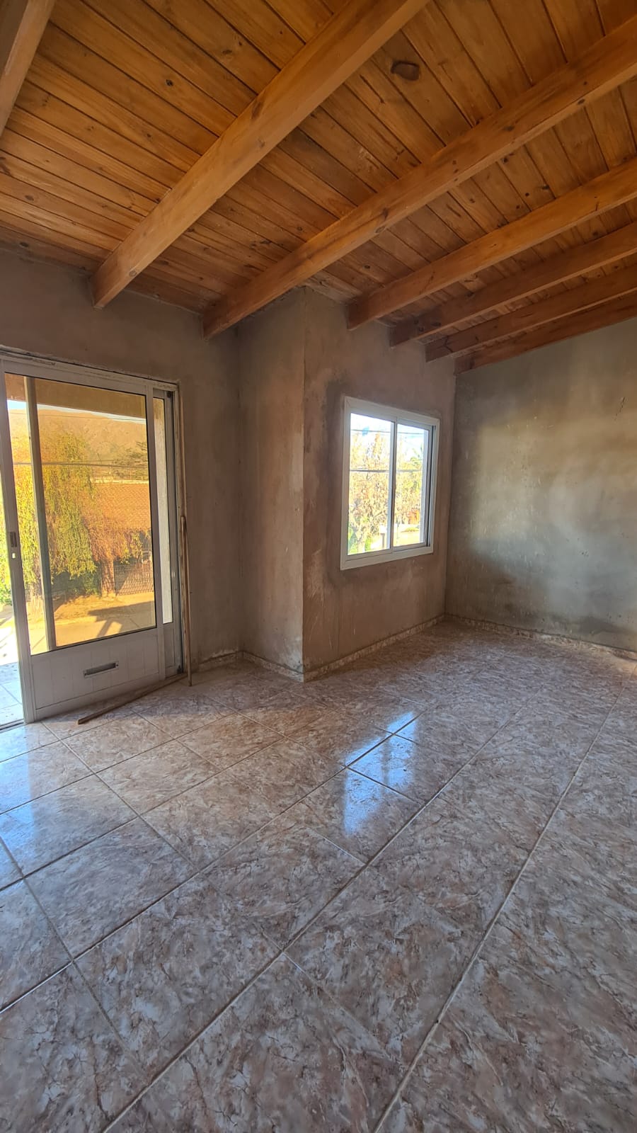 SE VENDE DUPLEX A TERMINAR EN COSQUIN