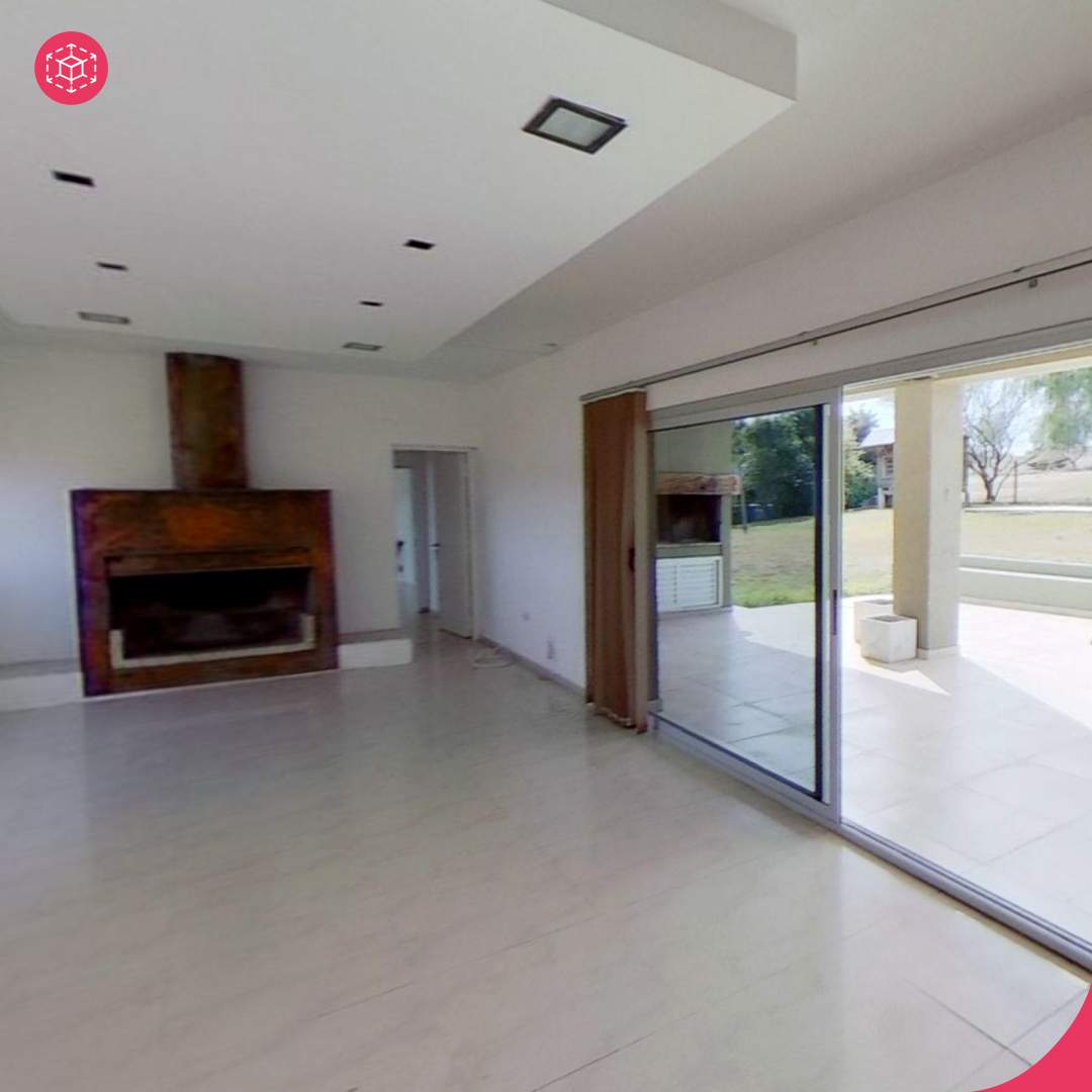 SE VENDE CASA EN BARRIO PRIVADO CUATRO VIENTOS