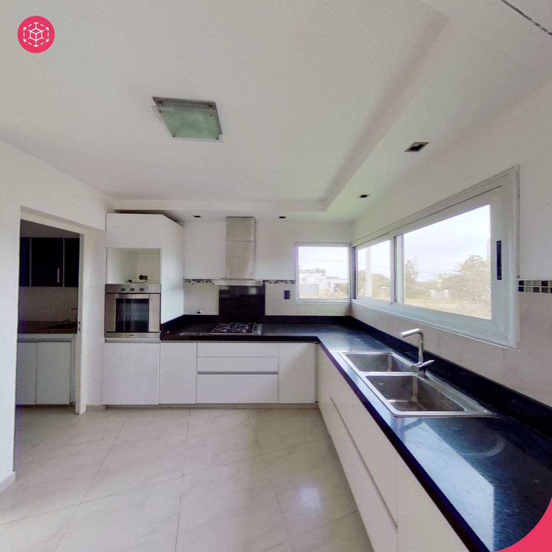 SE VENDE CASA EN BARRIO PRIVADO CUATRO VIENTOS