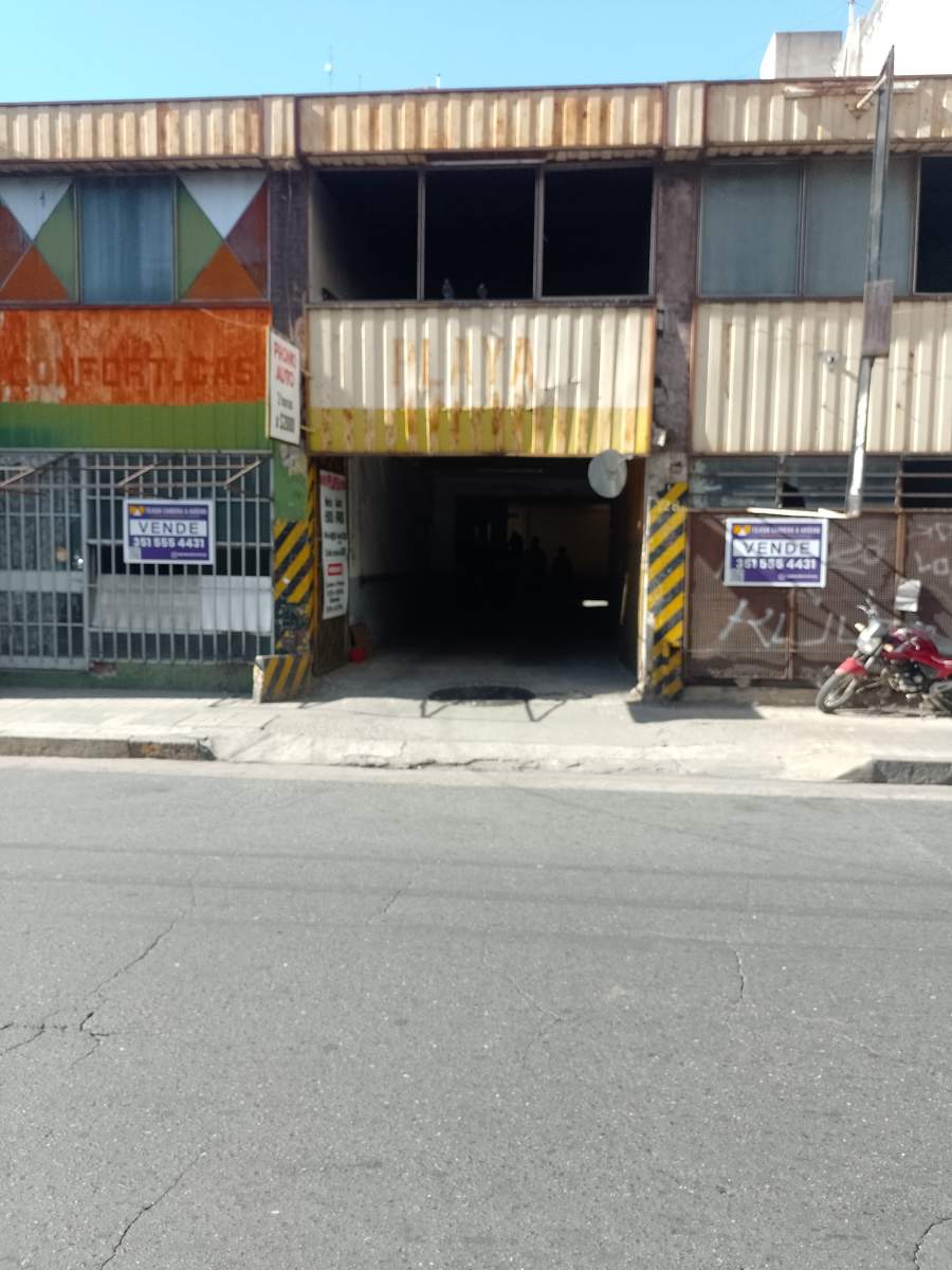 ¡Dos Terrenos en 