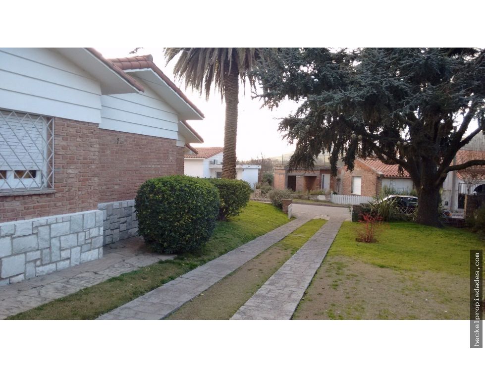 VENTAS CASAS EN LA CUMBRE ZONA CENTRO CON GAS NATURAL