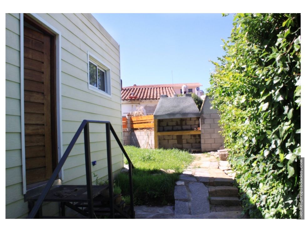 Venta de CASA en La Cumbre (Frente Colegio)