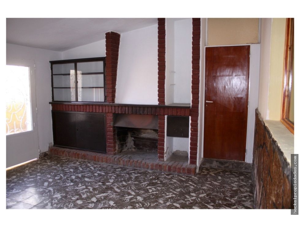 Venta de CASA en La Cumbre (Frente Colegio)