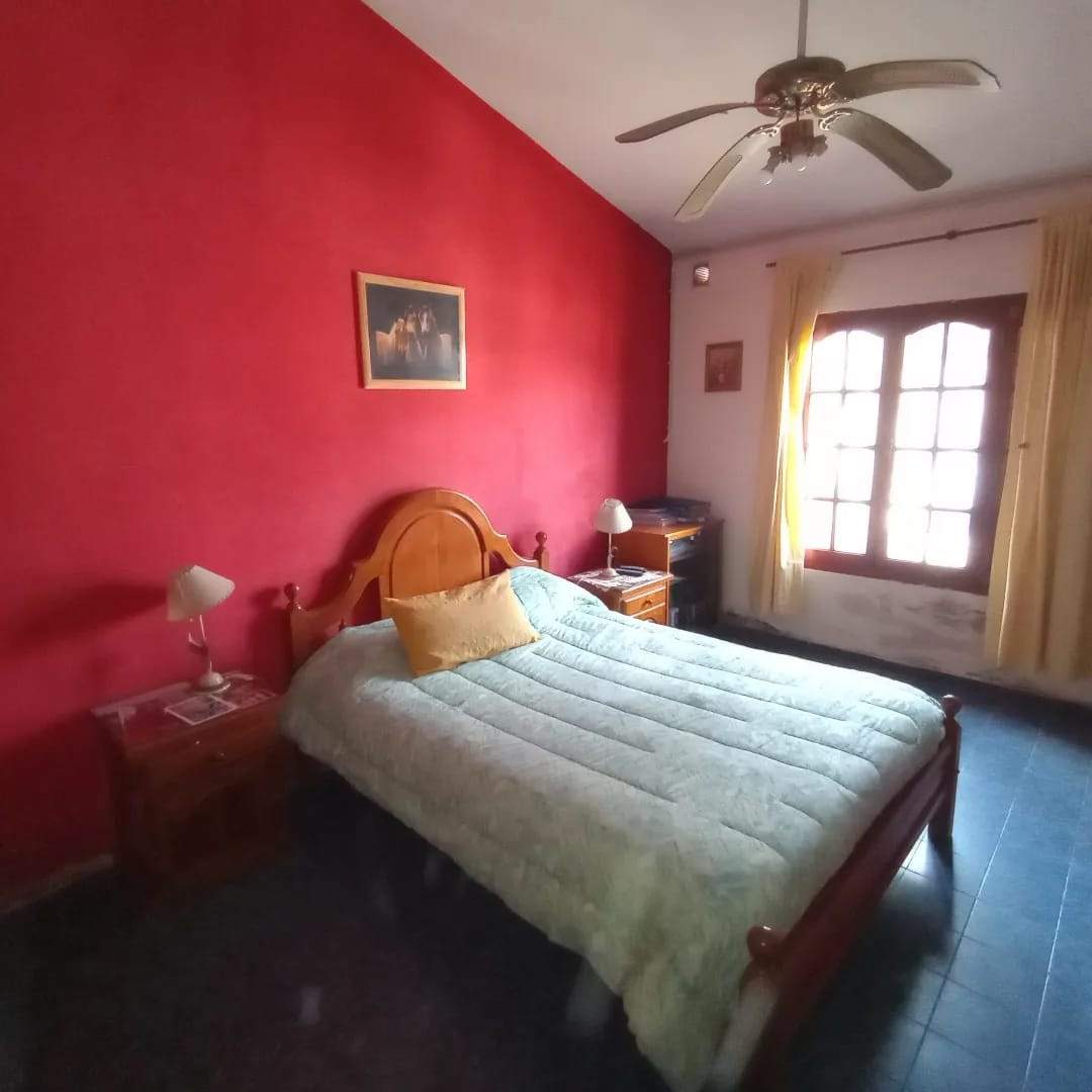 SE VENDE CASA DE 2 DORMITORIOS- BALBERDI - APPTO BANCOR (APROBADO)