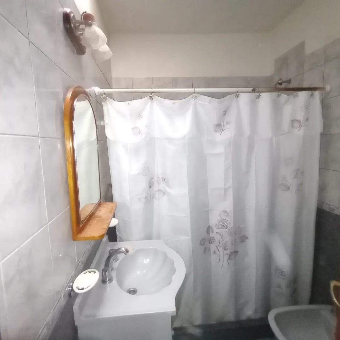 SE VENDE CASA DE 2 DORMITORIOS- BALBERDI - APPTO BANCOR (APROBADO)