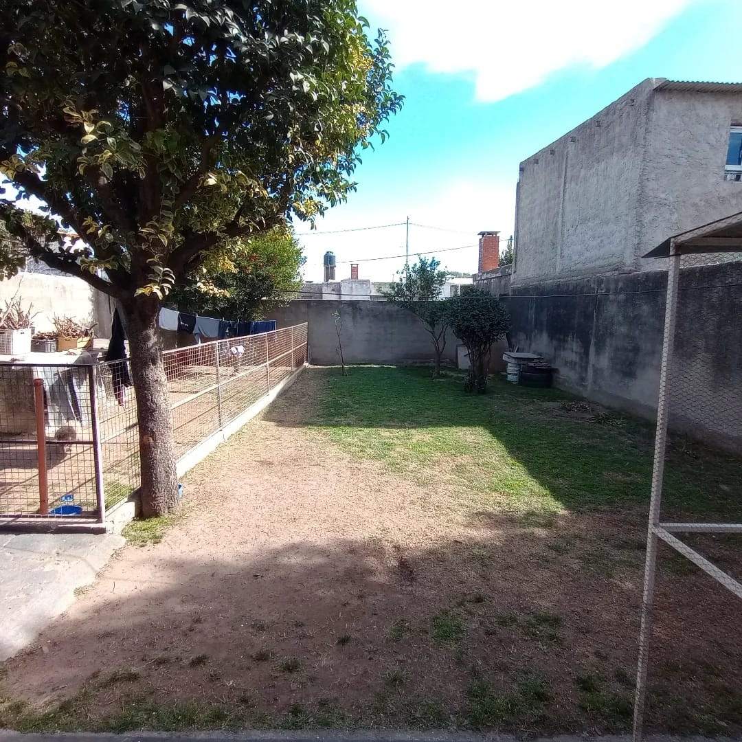 SE VENDE CASA DE 2 DORMITORIOS- BALBERDI - APPTO BANCOR (APROBADO)