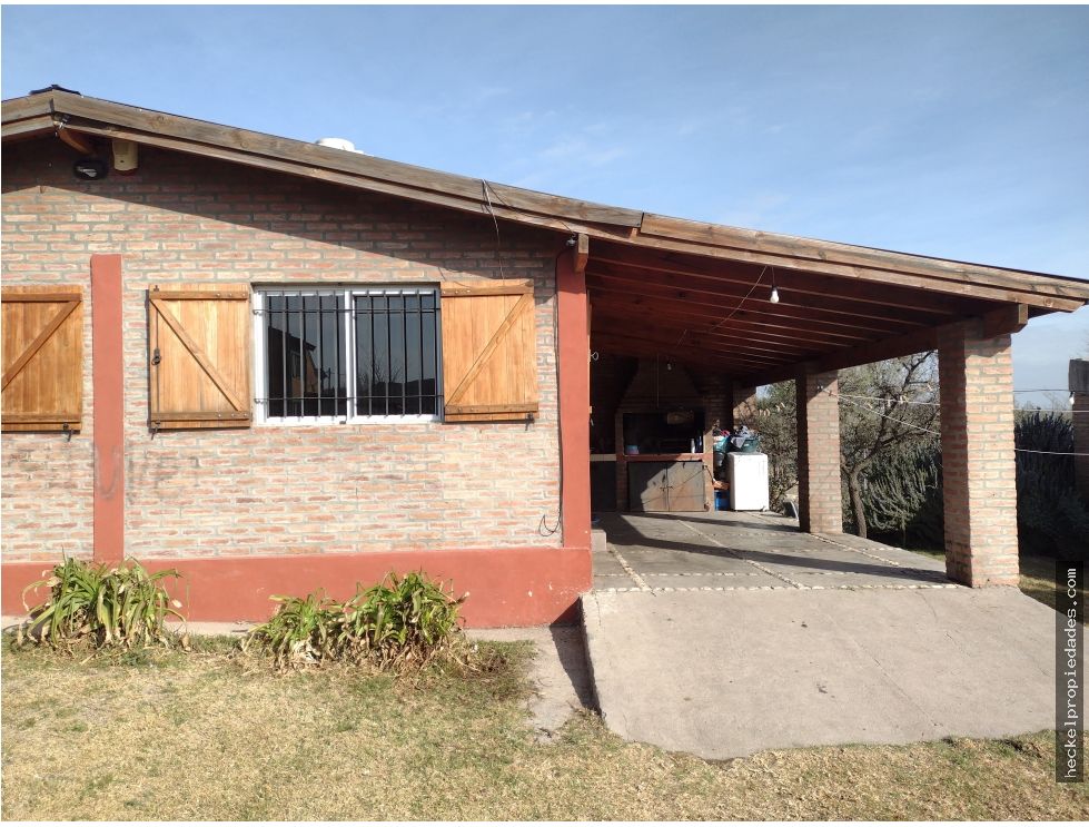 Vendo Casa con amplio terreno ideal para desarrollo turístico