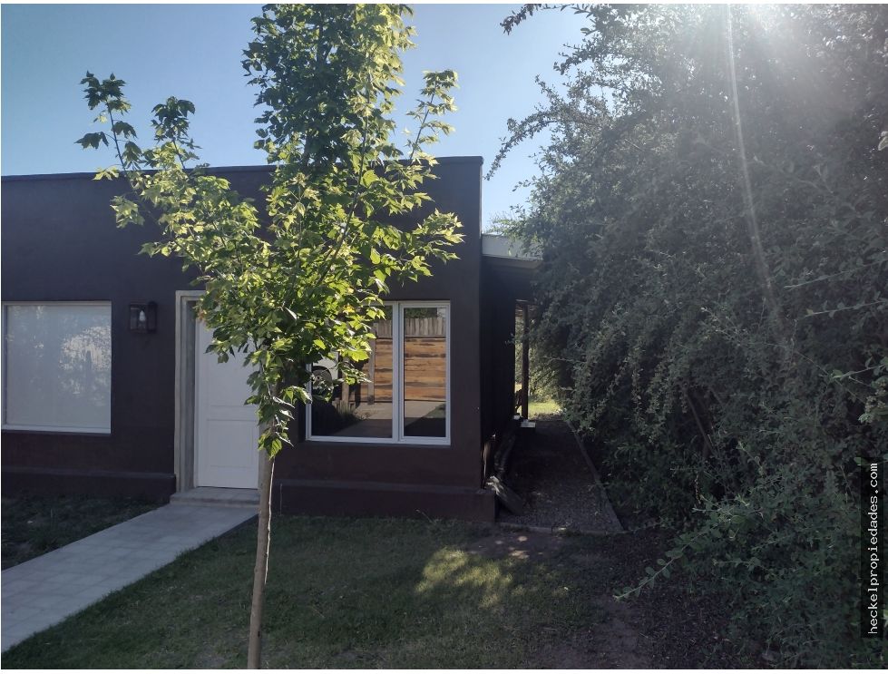 VENDO CASA EN LA CUMBRE