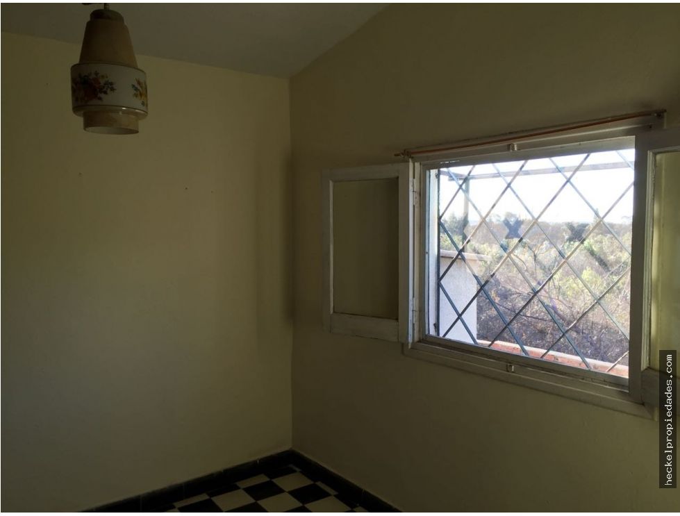 Venta Casa en Los Cocos con departamento en planta baja