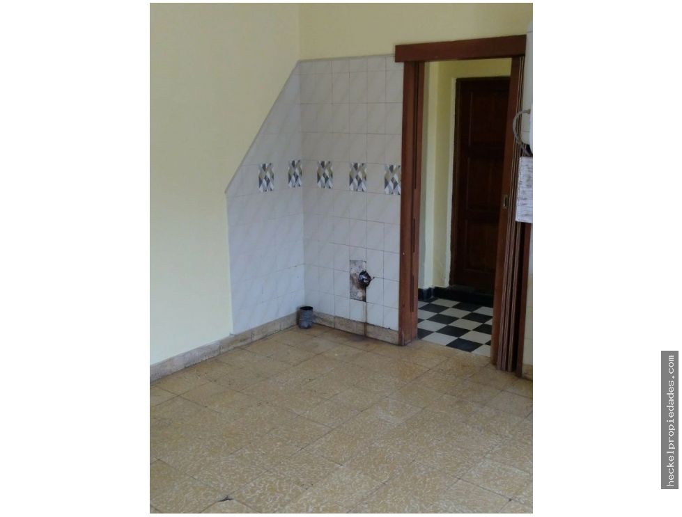 Venta Casa en Los Cocos con departamento en planta baja