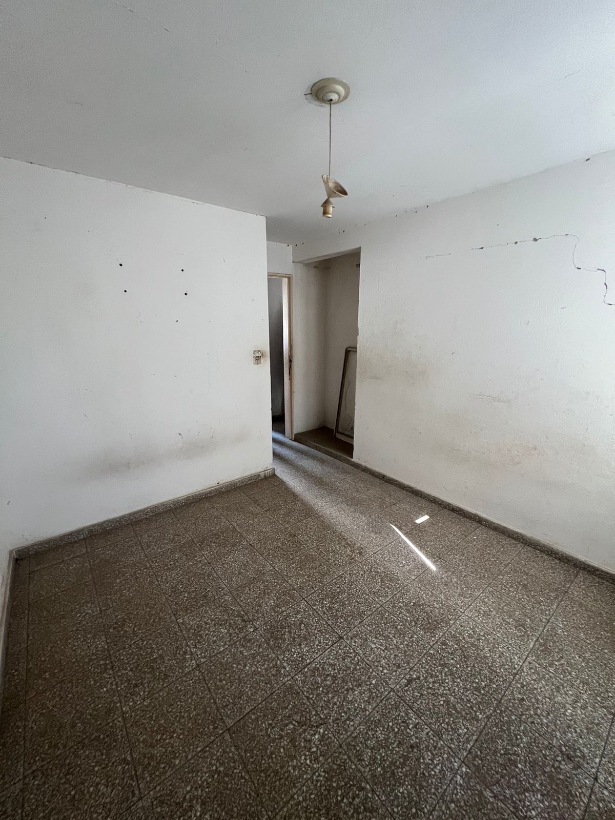 DUPLEX DE 3 DORM. A RECICLAR EN B SAN SALVADOR - OPORTUNIDAD