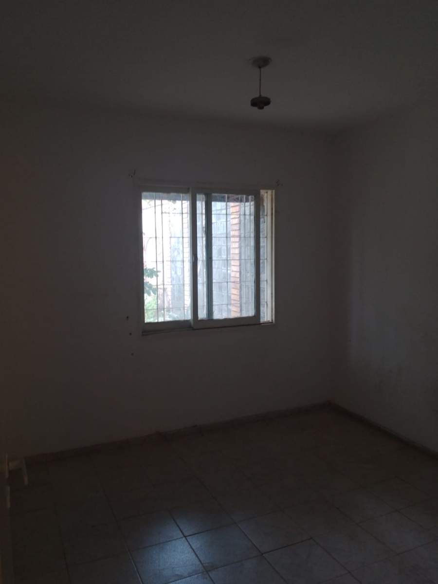 CASA EN VENTA BARRIO: ITUIZAINGO