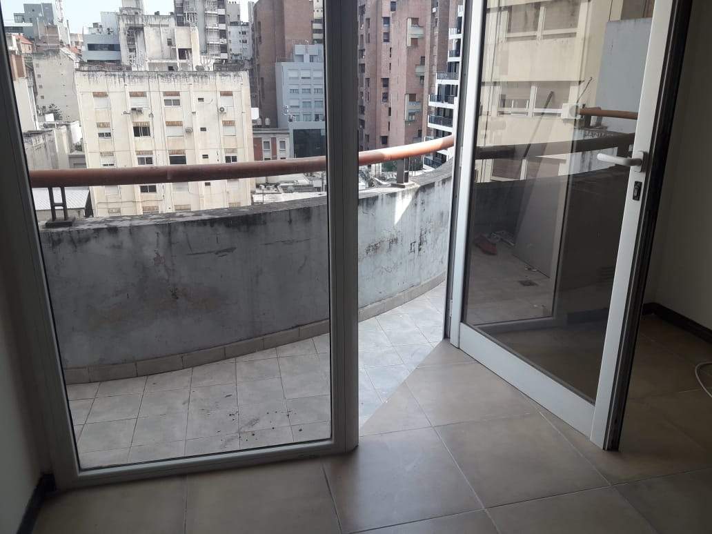 NVA CBA, BUENOS AIRES 446 esq Bv Illia 1 DORMITORIO BALCON