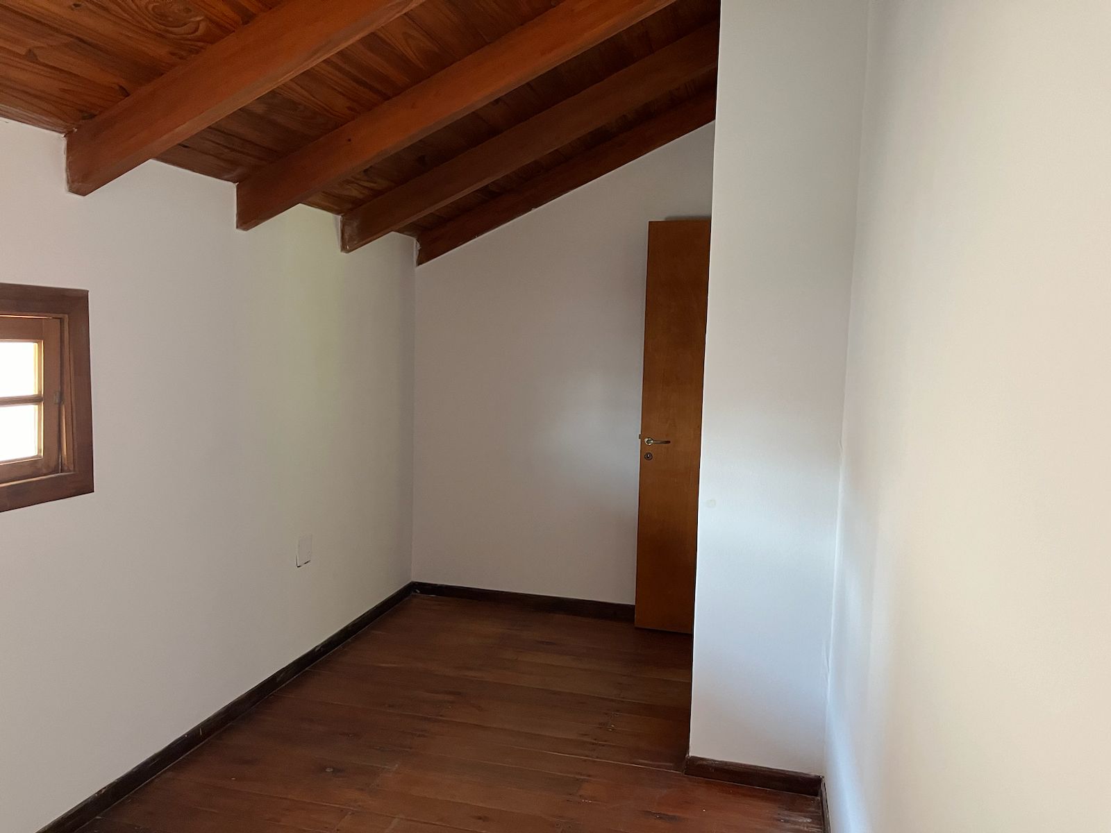 CASA EN VENTA NUEVO POETA LUGONES