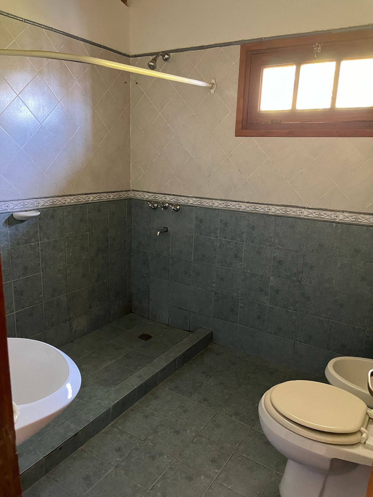 CASA EN VENTA NUEVO POETA LUGONES
