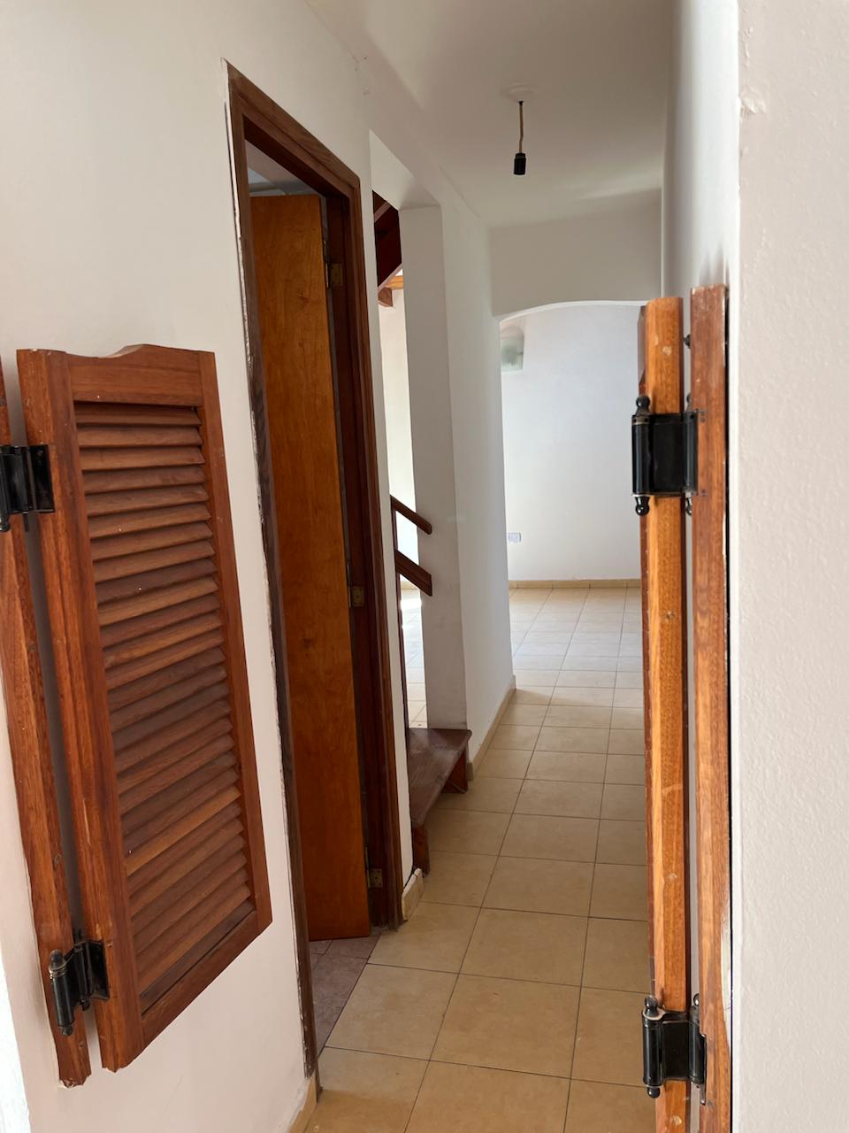 CASA EN VENTA NUEVO POETA LUGONES