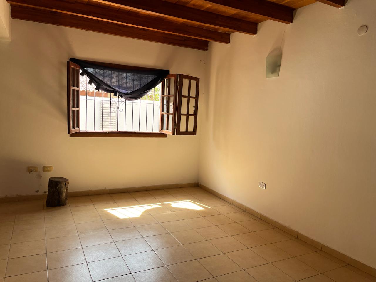 CASA EN VENTA NUEVO POETA LUGONES