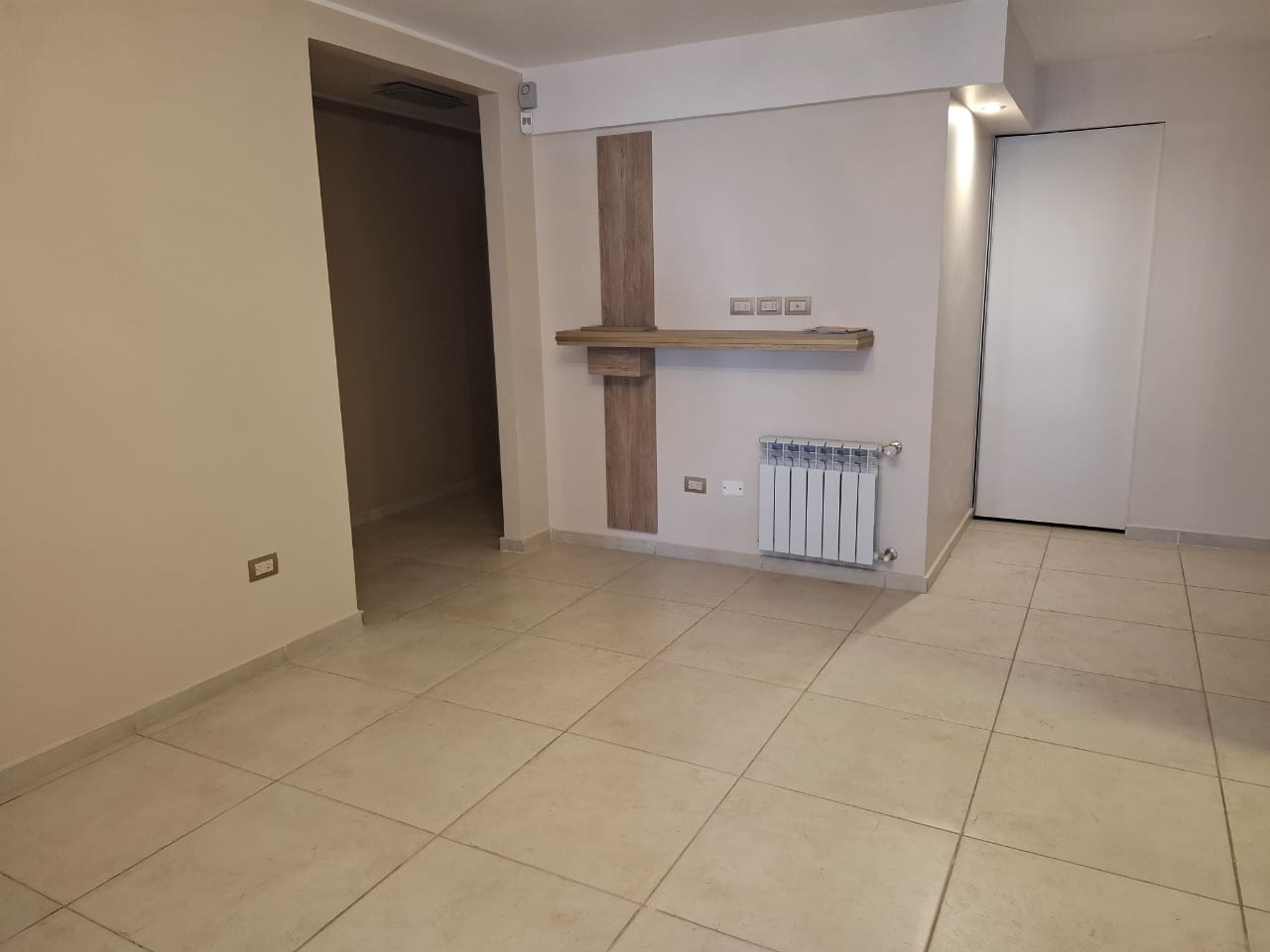 DEPARTAMENTO DE CATEGORIA EN VENTA. VILLA CARLOS PAZ. NUEVO PRECIO